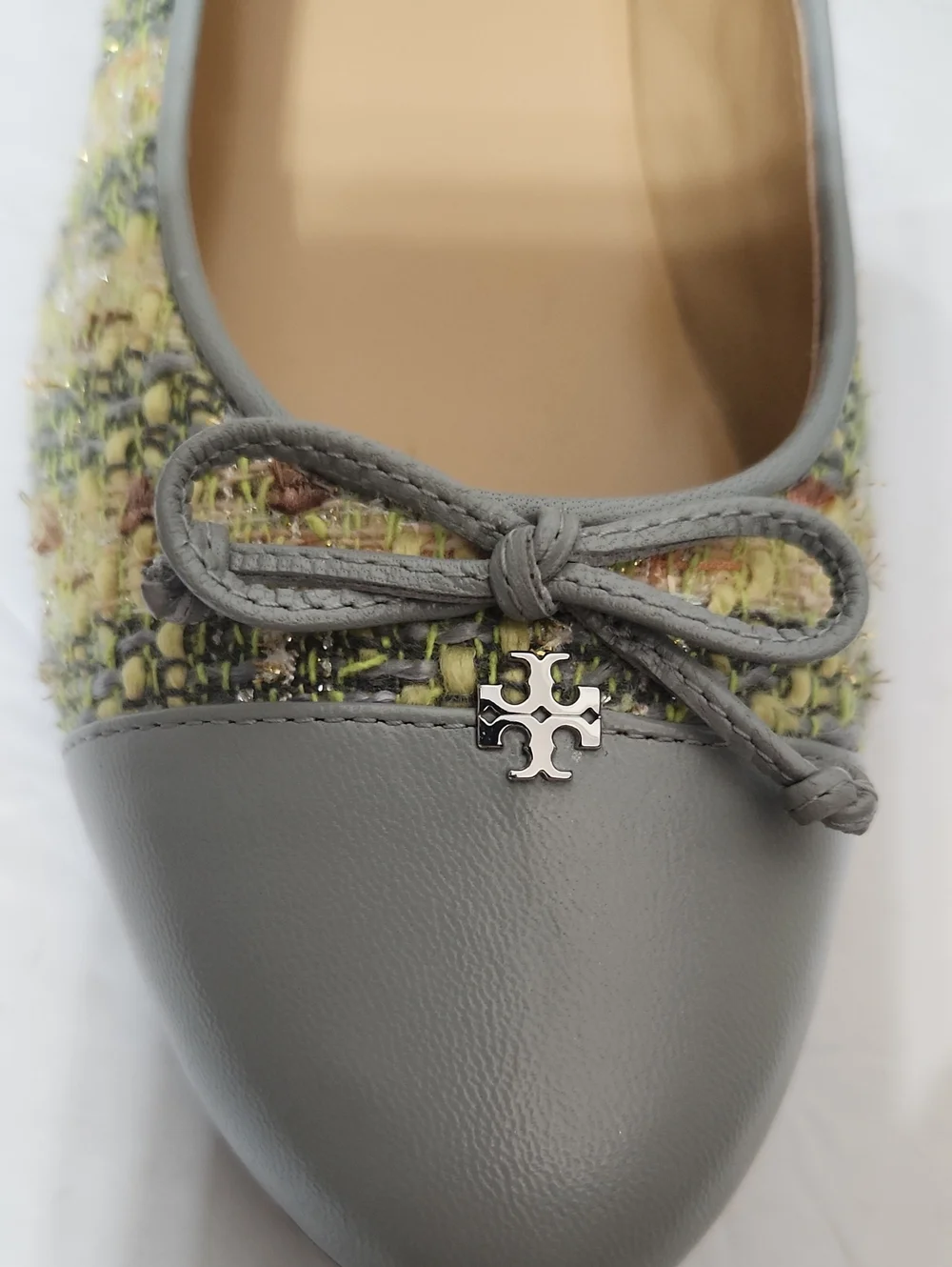 NWOB Tory Burch Leather Tweed Ballet Flats. Size 7.5